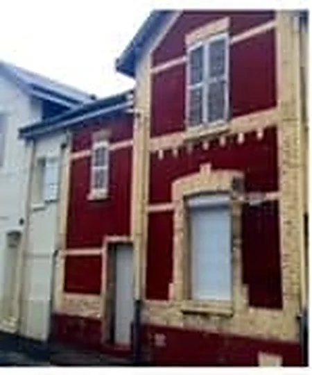 Ravalement de façade — avant, par G2O Habitat
